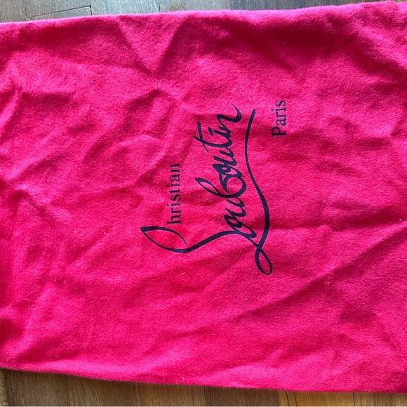 💯 Authentic Christian Louboutins Dust Cover - Picture 2 of 2